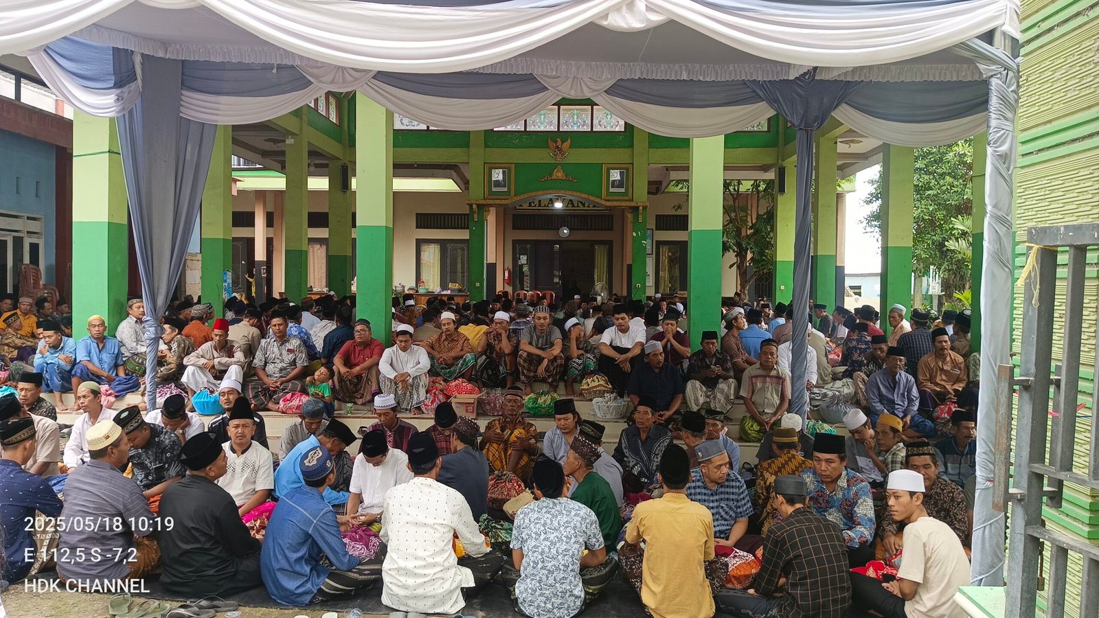 Tradisi Setiap Tahunan Desa Wedani Gelar Sedekah Bumi Bersama Forcompicam Kabupaten Gresik