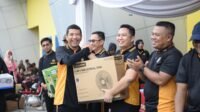 Olahraga Bersama di Stadion Gejos Meriahkan Hari Bhayangkara ke-79 Polres Gresik: Perkuat Sinergi dan Kebersamaan