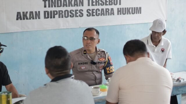 Satlantas Polres Gresik Edukasi Tertib Berlalu Lintas di Kawasan Pelabuhan