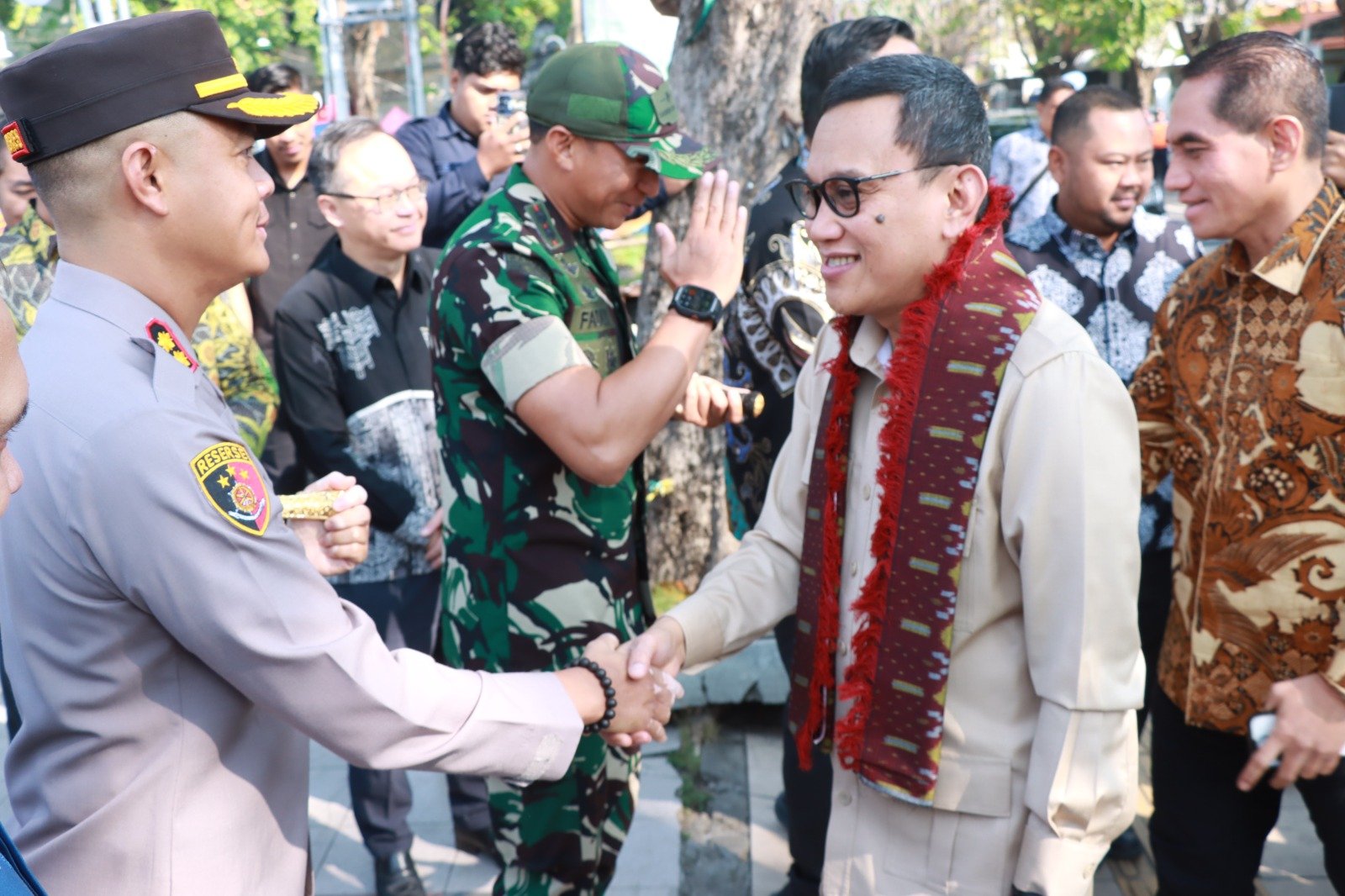 Kapolres Gresik Hadiri Launching Desa Migran Emas Oleh Mentri P2MI Abdul Kadir Karding